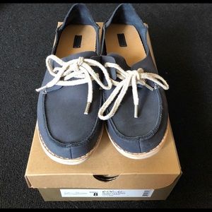 Olukai moku leather loafers